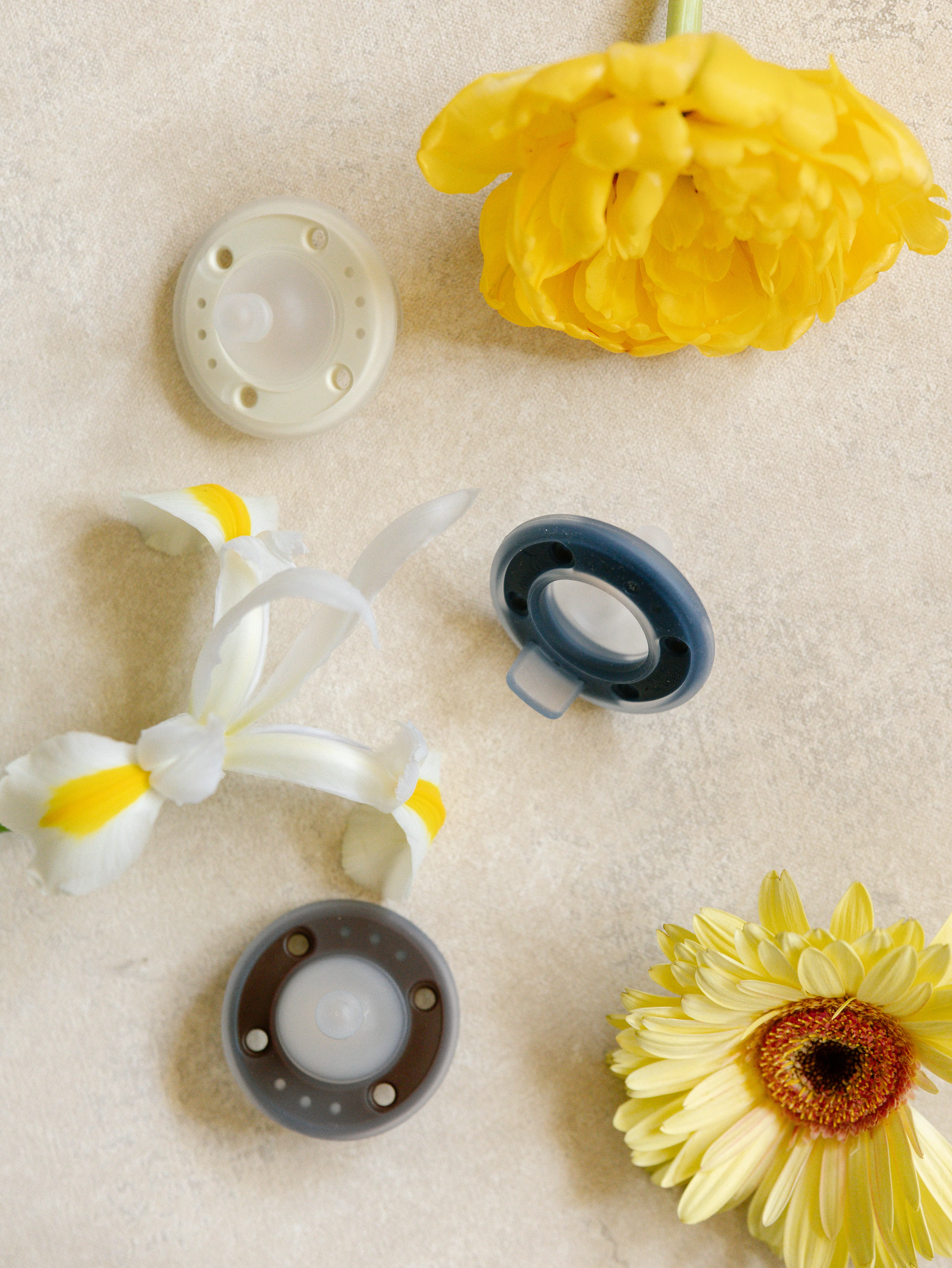 Ninni Pacifier Creme 2 Pack - Image 3